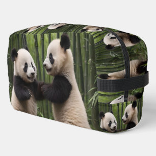 Trousse De Toilette Merveilles Fantaisistes : Les bébés pandas jouent