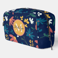 Motif floral branché et dynamique sur Monogramme b