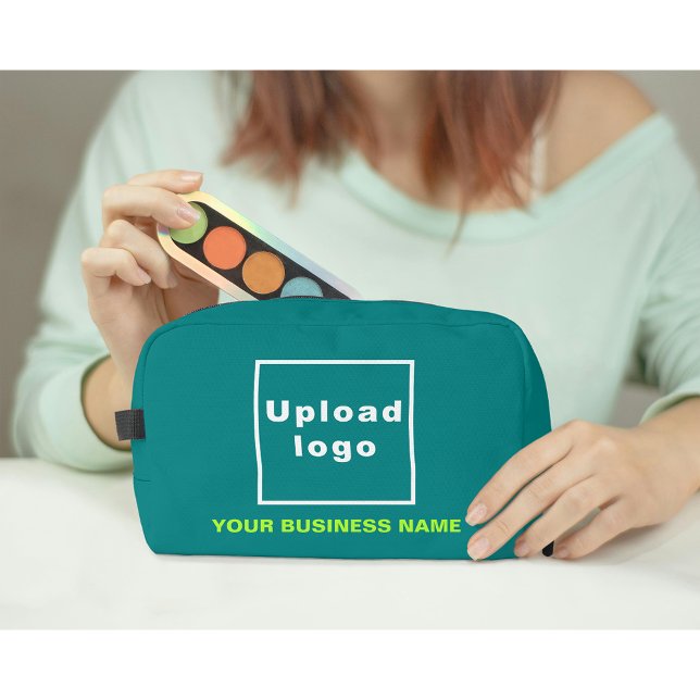 Trousse De Toilette Nom et logo de l'entreprise sur le kit Dopp Vert T (Business name and logo on teal green dopp kit)