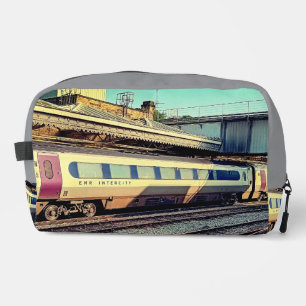 Trousse De Toilette Train Beige et Maroon