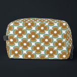 Trousse De Toilette Trendy Teal Caramel Retro Groovy Flowers Seamless<br><div class="desc">Discover a teal and caramel retro groovy flowers seamless pattern,  perfect for wallpaper,  bedding,  kitchen and dining décor,  home accessories,  stationery,  sports gear,  and stylish bags for a coordinated vintage-inspired look.</div>