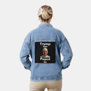 Trump a été aspergé sur une veste en jean