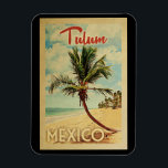 Tulum Magnet Palm Tree Vintage voyage<br><div class="desc">Un imprimé d'art moderne Tulum Mexico,  d'un style unique et rétro,  dans un style d'affiche de voyage vintage. Il dispose d'un palmier incurvé sur une plage de sable avec l'océan sous un ciel bleu nuageux.</div>