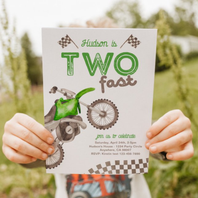 Two Fast Green Dirt Bike Invitation (Créateur téléchargé)