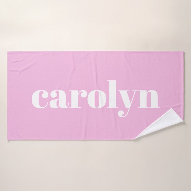 Typographie moderne en rose Nom personnalisé (Serviette de bain)