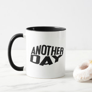 Un autre jour - Mug de typographie déformée rétro