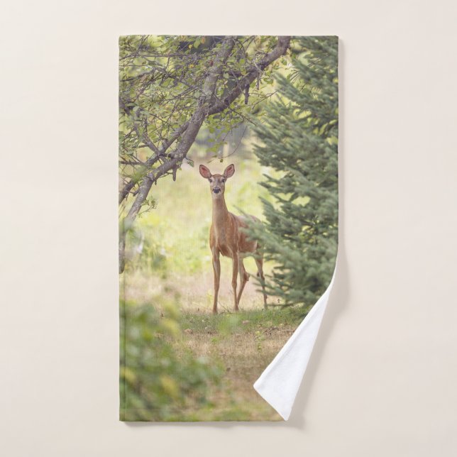 Un cerf solitaire  (Serviette à main)