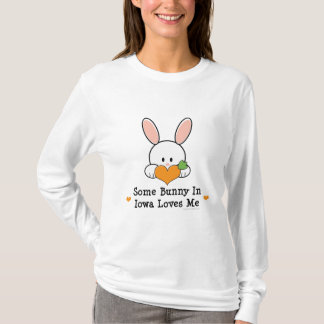 Un certain lapin en Iowa m'aime long T-shirt de