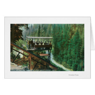 Un chemin de fer pittoresque le long du fleuve