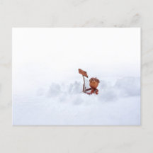 Un elfe de maïs sur la neige - carte postale hiver