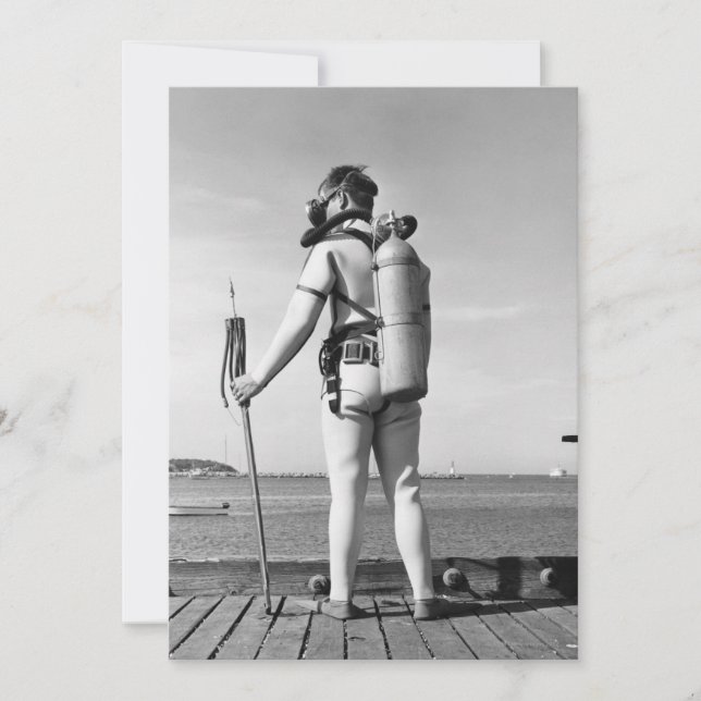 Un homme debout sur la jetée (Devant)
