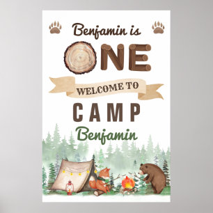 Un joyeux Camper Boy 1ère Affiche de bienvenue d'a