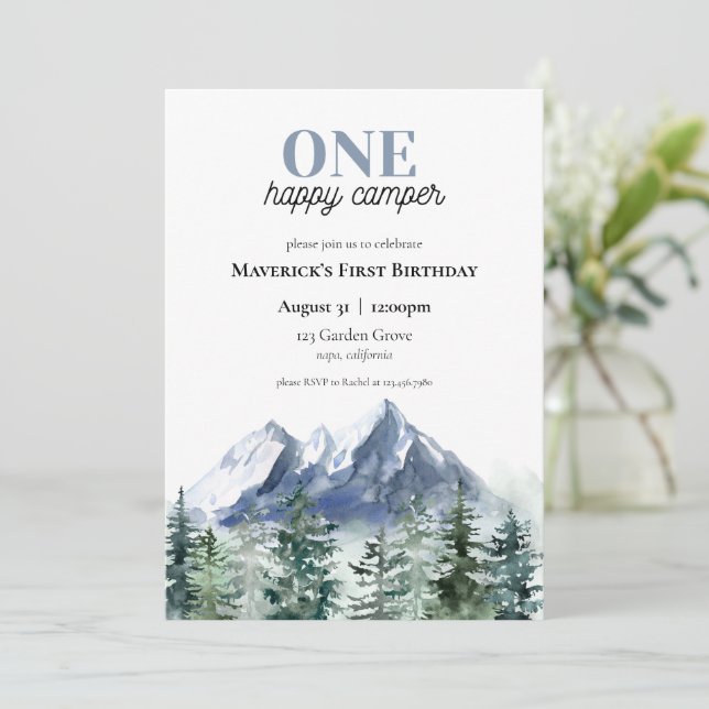 Un Joyeux Camper Invitation d'anniversaire (Debout devant)