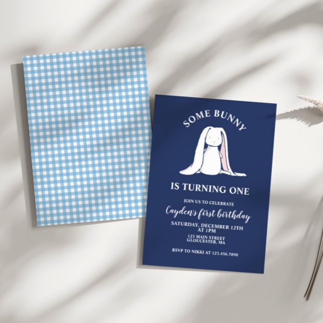 Un lapin est un bleu première invitation anniversa (Créateur téléchargé)