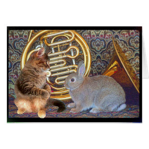 Un lapin, un chaton et un cor de harmonie