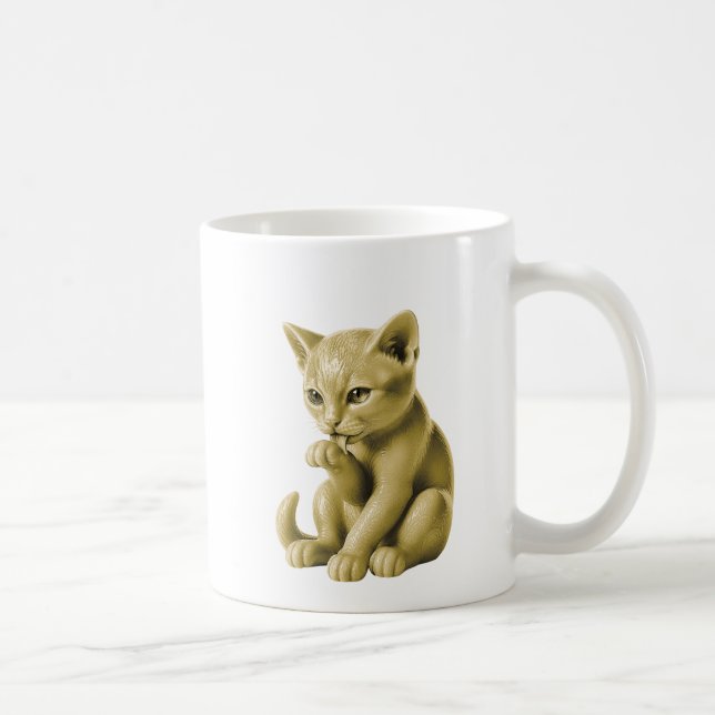 Un mug avec un chaton tranquillement assis. (Droite)
