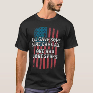 Un Os De Cadet Épouse Les Vétérans Des T-shirts De