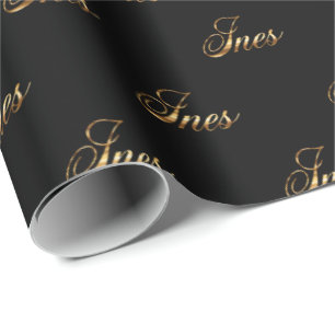 Un papier cadeau en lettres de design or