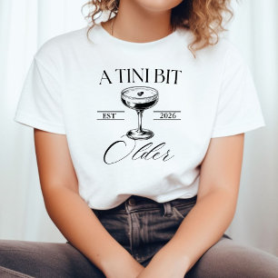 Un T-shirt de fête d'anniversaire Martini un tout