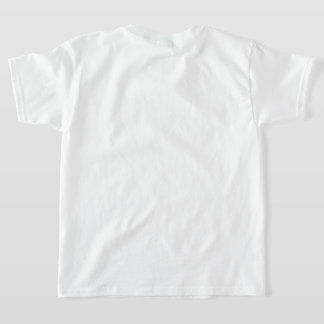 Un T-Shirt pour un garçon avec lettrage