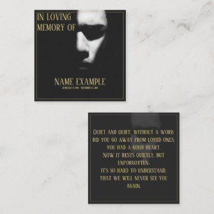 Un visage endormi dans la carte à demi-ombre