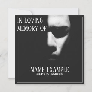 Un visage endormi dans une demi-ombre