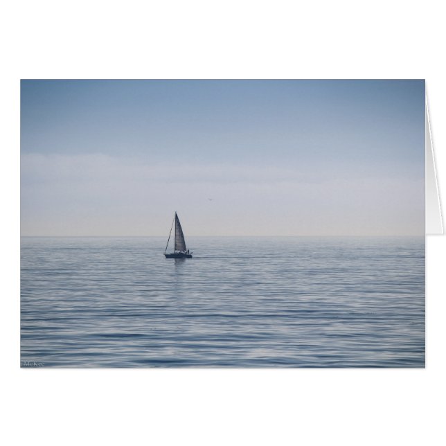 Un voilier sur une mer calme (Devant horizontal)