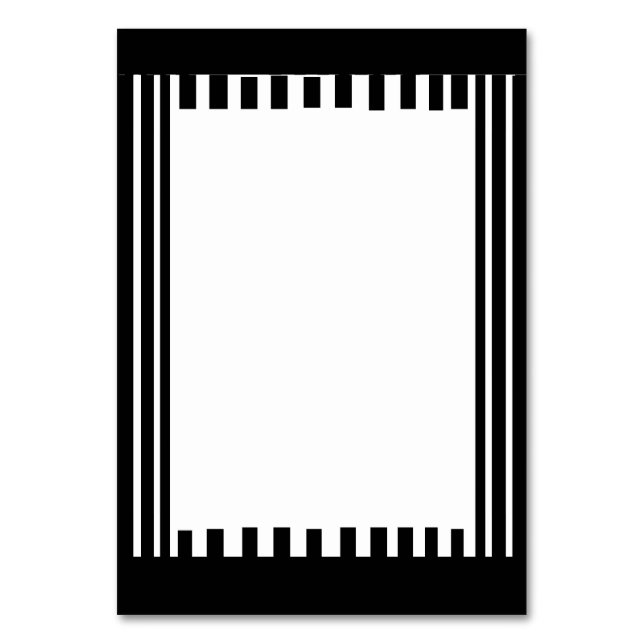 UNE CARTE DE TABLE BLANCHE ET NOIRE ATTRAYANTE (Par défaut)