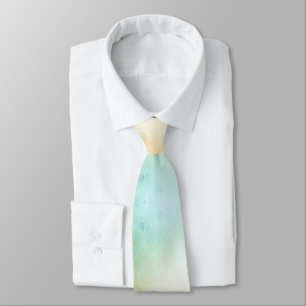 Une cravate avec un motif d'aquarelle pastel doux