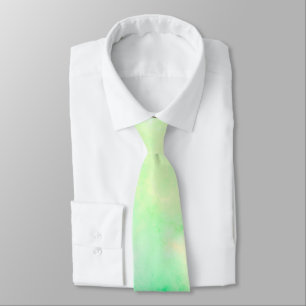 Une cravate avec un motif d'aquarelle vert clair e