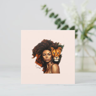 Une femme afro-américaine avec un lion majestueux