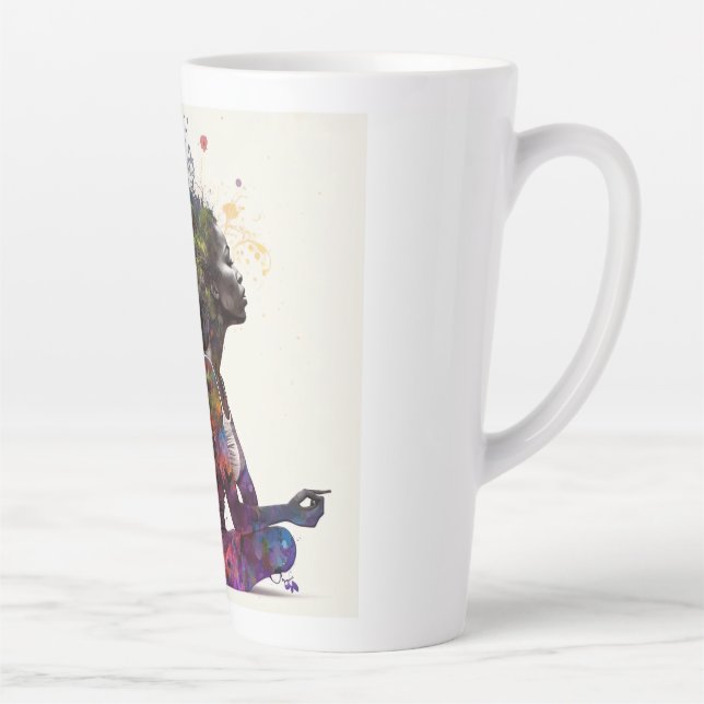 Une Femme Inspirée Embrasse Latte Mug (Droite)