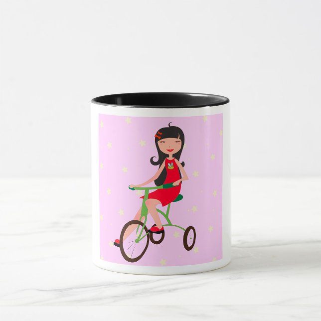 Une Fille Qui Mène Une Mug À Vélo (Créateur téléchargé)