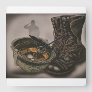 Une horloge militaire sur le thème du soldat