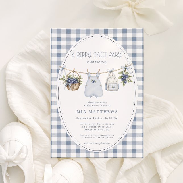 Une invitation de baby shower A Berry Sweet (Berry Sweet Baby Blueberry Clothesline Baby Shower Invitation)