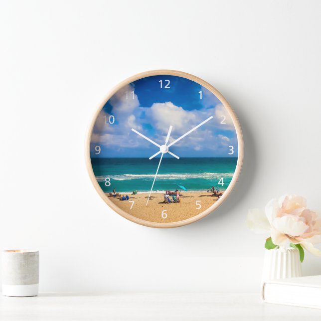 Une journée à la plage horloge murale acrylique (Maison)