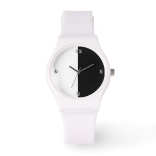 UNE montre NOIRE ET BLANCHE