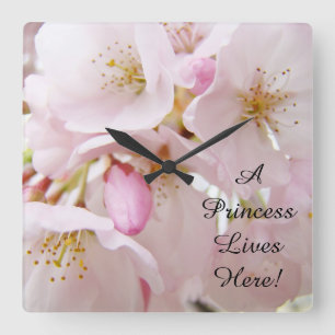 Une princesse vit ici cadeaux Horloges murales Ros