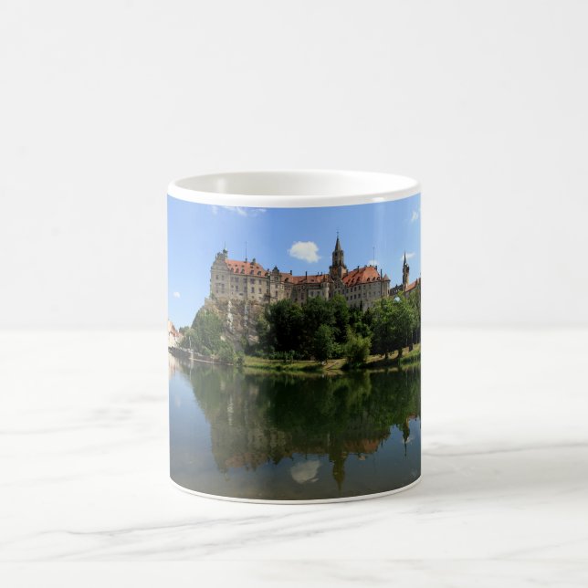 Une tasse allemande de château (Centre)