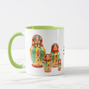 Une tasse de matrychka, matryoshka, babouchka,