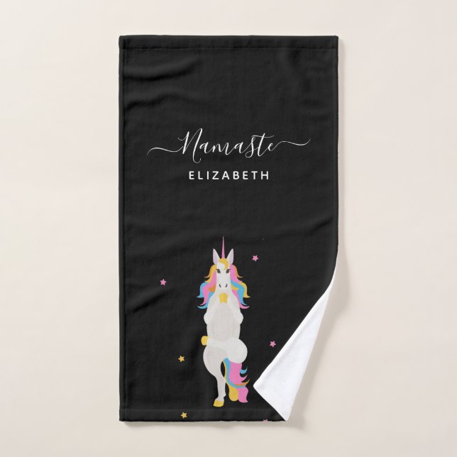 Unicorn yoga pose amusant noir nom Namaste (Serviette à main)