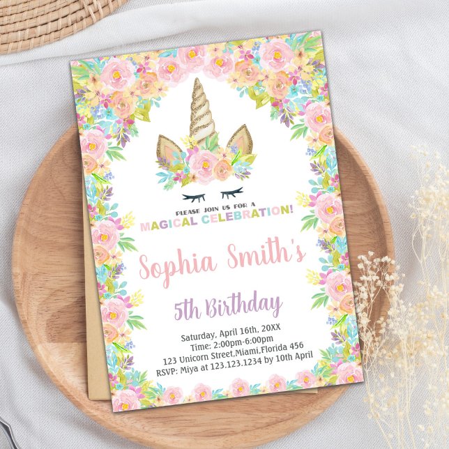 Unicorne Blanche Florale Invitations d'anniversair (Floral White Unicorn Birthday Invitations)
