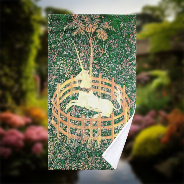 Unicorne En Captivité (Créateur téléchargé)