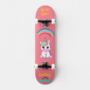 Unicorne sur skateboard avec légendes personnalisé