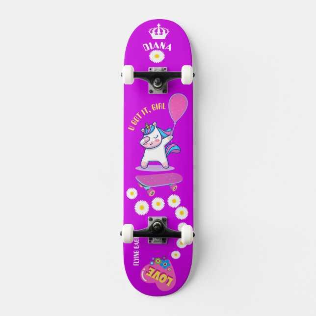 Unicorne sur skateboard avec légendes personnalisé (Recto)