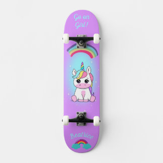 Unicorne sur skateboard avec légendes personnalisé