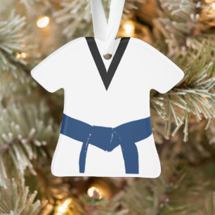 Uniforme bleu-foncé de ceinture d'arts martiaux
