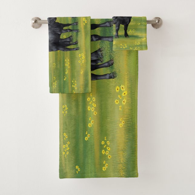 Vache d'Angus noir et veau mou en pâturage d'été (En situation)