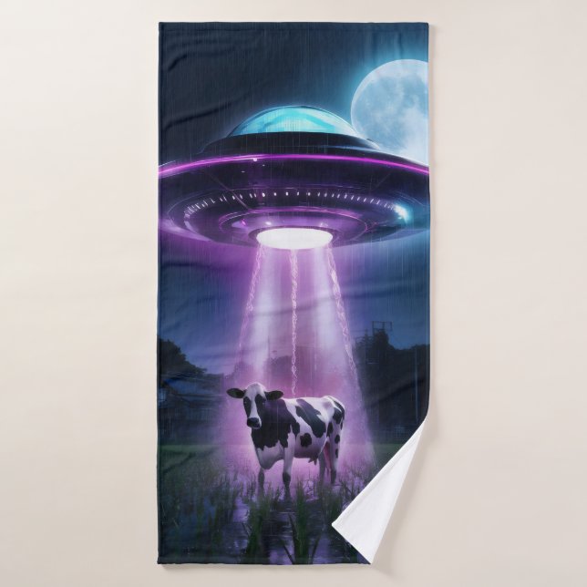 Vache rencontre des aliens. (Serviette de bain)