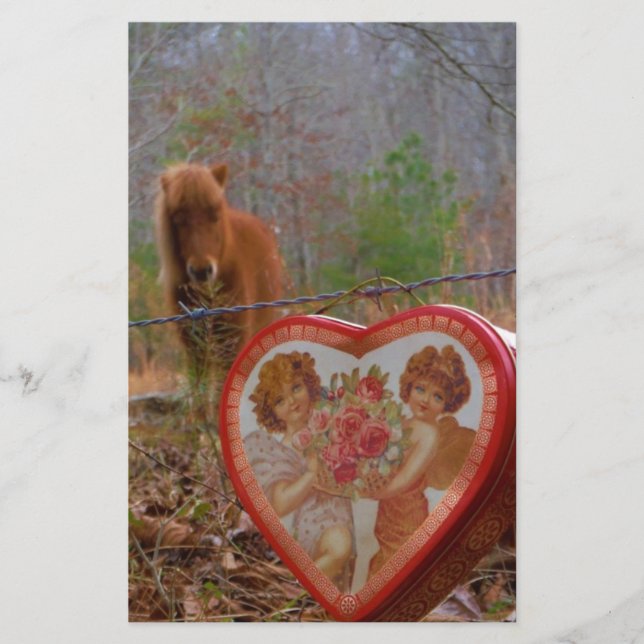 Valentine Heart Miniature Brown Horse (Devant)